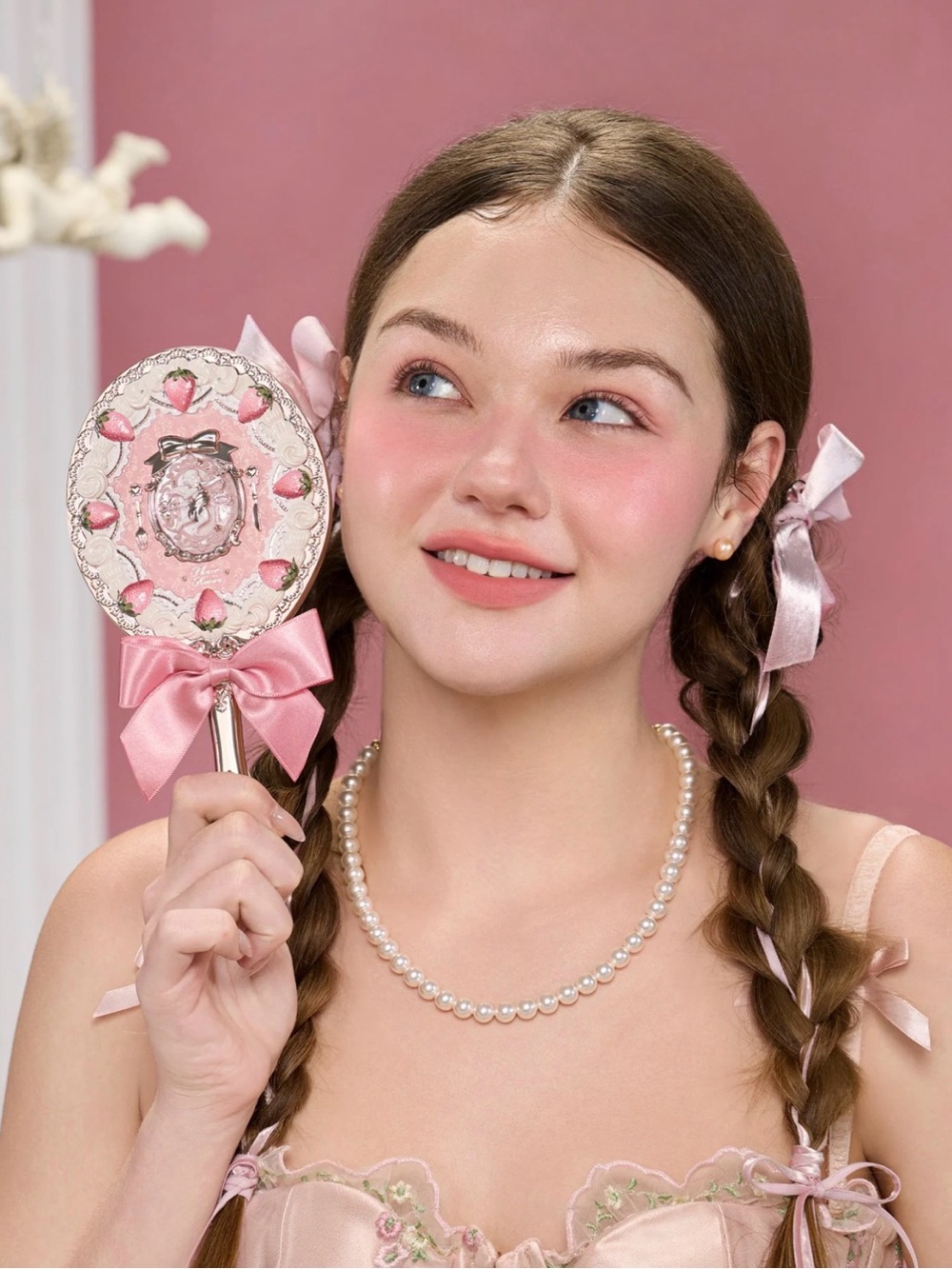 Flower knows Strawberry Cupid Hand Mirror - Picture 2 of 5